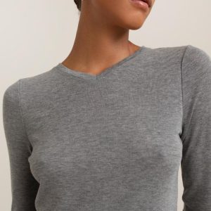 PAPER LABELNisa High V-Neck Top
